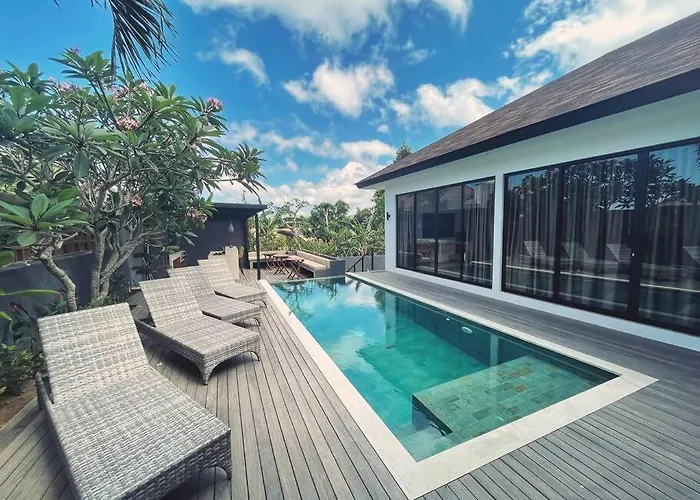 Grande Moderne 5 Flamboyant * Uluwatu