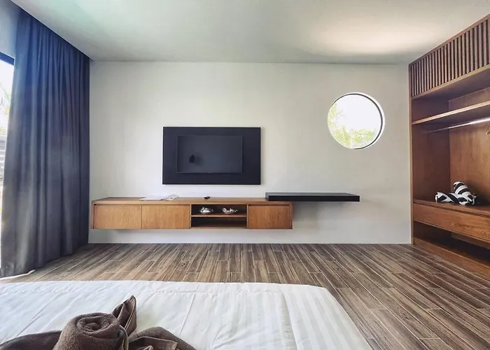Grande Moderne 5 Flamboyant Villa Uluwatu