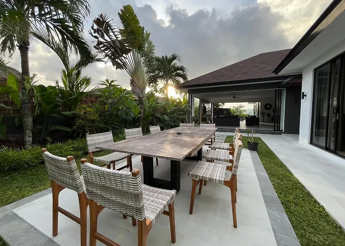 Grande Moderne 5 Flamboyant * Uluwatu